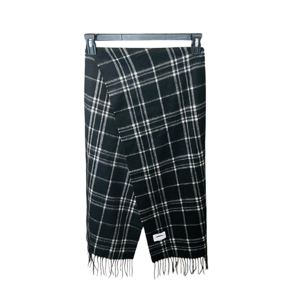 Charter Club 100% cashmere plaid scarf with fringe 60x12 black quiet luxury soft